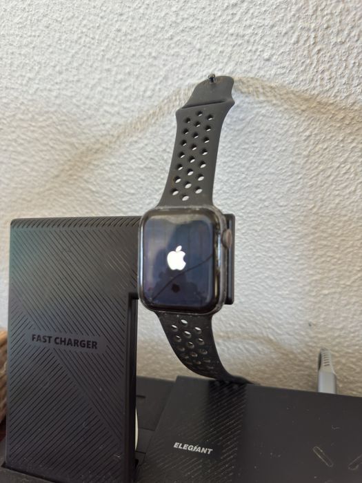 Apple watch 5 com ecra partido