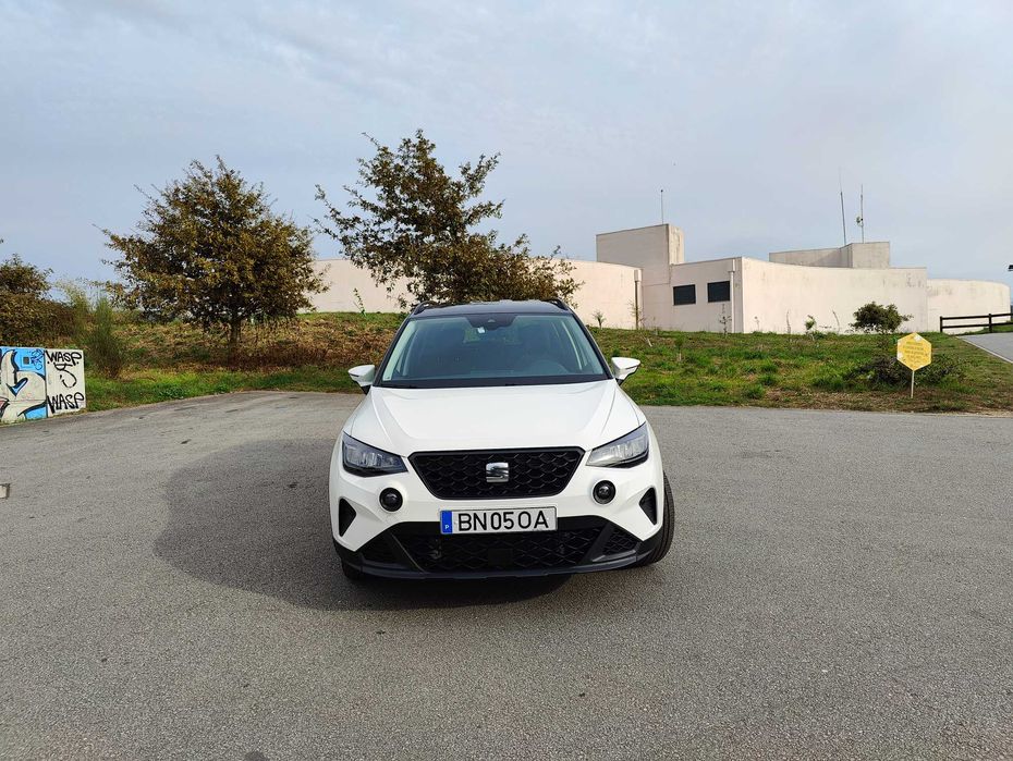 SEAT Arona DSG automático | Como Novo (10.000km) | Cockpit Digital | Garantia de Fábrica