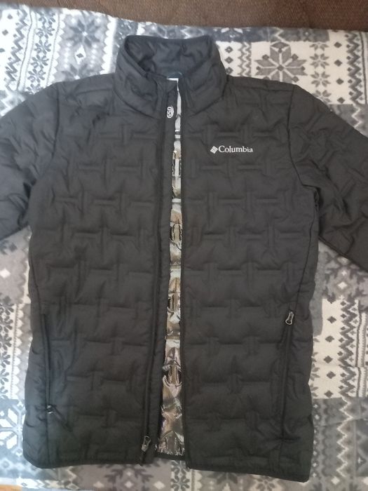 Продам демисезонную куртку columbia
