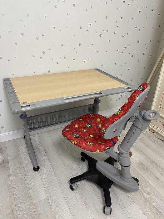 Продам комплект мебельный COMF-PRO