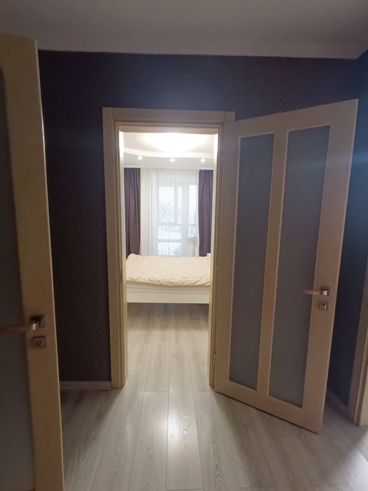 Двокімнатна 82 м квартира