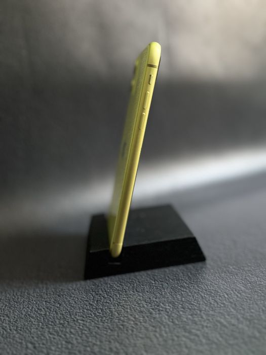 IPhone 11 айфон 11 128Gb Neverlock Yelow