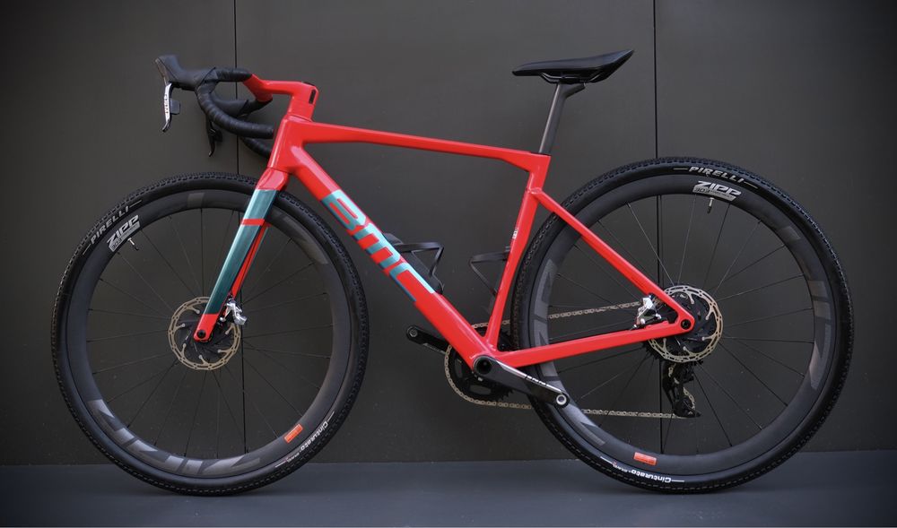 Новий гравійний велосипед BMC Kaius 01 LTD Red AXS (2025) Powermeter