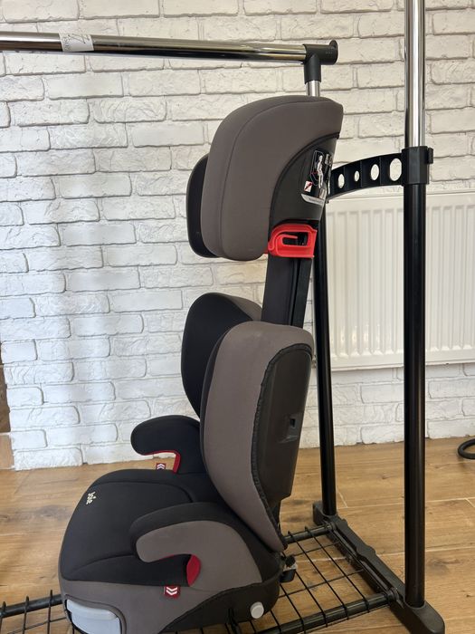 Joie Trillo 15–36 кг — автокрісло,майже нове, Isofix, без дефектів