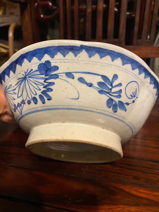 malga tijela porcelana chinesa 18 cm diâmetro séc XVI Ming