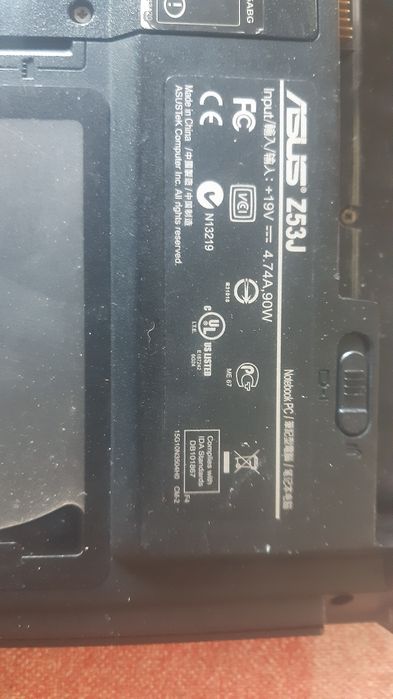 Asus Z53J com carregador