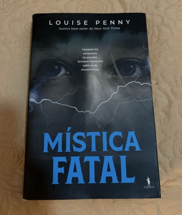 Various books €5 each, plus shipping costs via ctt editorial64584567858435120