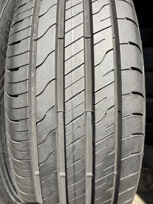 Літні шини 215/65 R17 103V XL Goodyear EfficientGrip 2 SUV 4шт. 8мм 2025