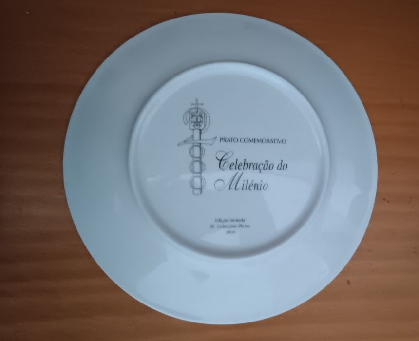 Prato comemorativo celebração do milénio 2000
