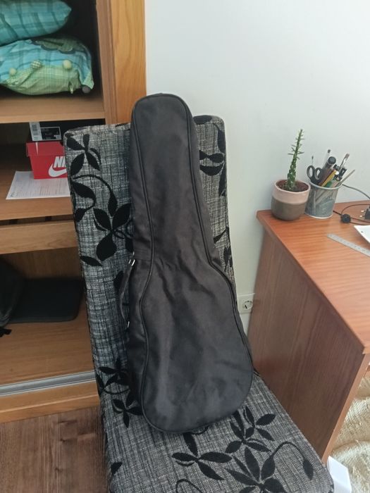 Guitalele yahama