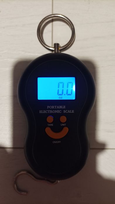 Весы ручные электронные до 50 кг. Ваги.