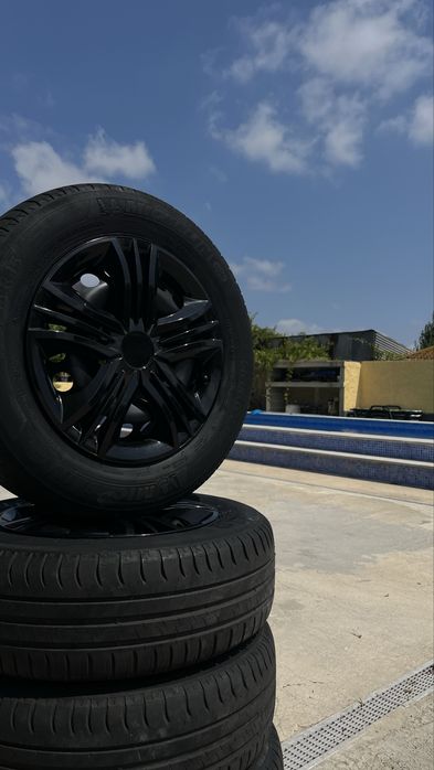 Jantes de ferro 15” 5x112 c/pneus 195/65R15 Michelin