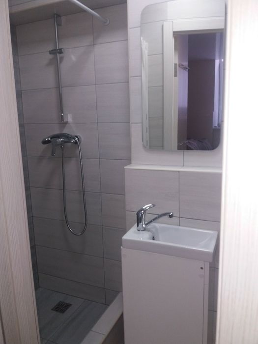 Квартира подобово посуточно Ж.д.вокзал .на пару  годин на добу Марка