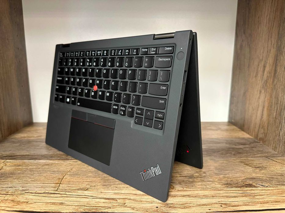 Laptop Lenovo ThinkPad X13 Yoga Gen 2 i5-1135G7/16GB/512GB/DOTYK/RYSIK stan bdb gwarancja
