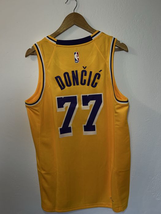 Camisolas NBA LA LAKERS  #23 James  #24 Bryant  #77 Doncic