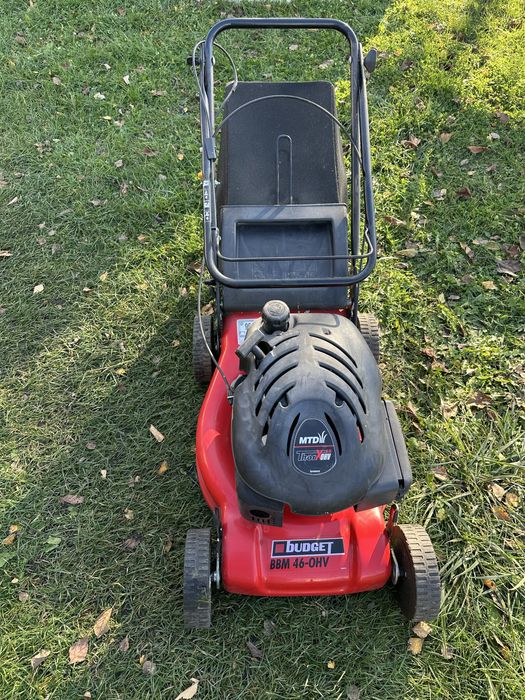 Бензинові косарки і повітрянодувка