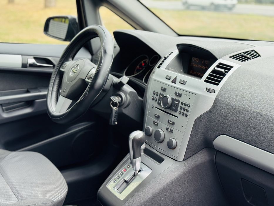 Opel zafira 1.9 автомат!