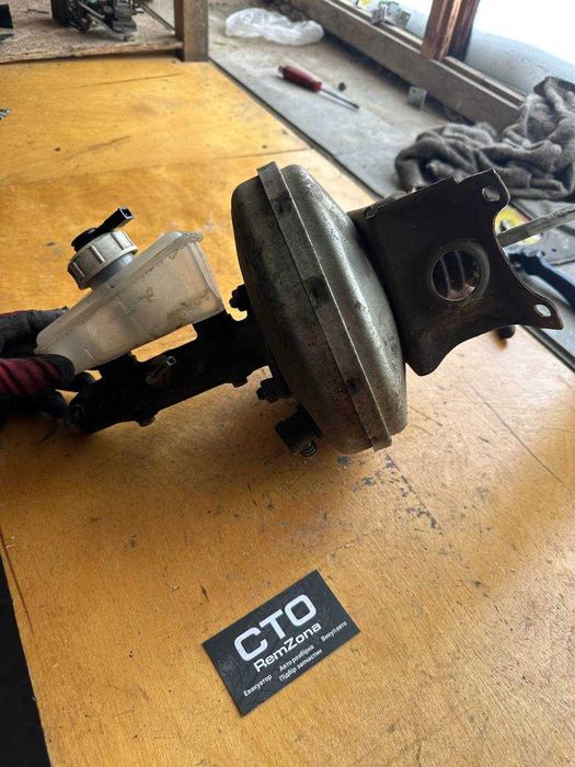 Вакуумный усилитель тормозов ГТЦ главный тормозной 2108 2109 2110 2111