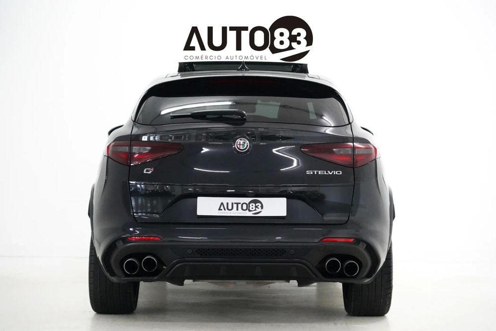 Alfa Romeo Stelvio 2.9 T Quadrifoglio AT8 Q4