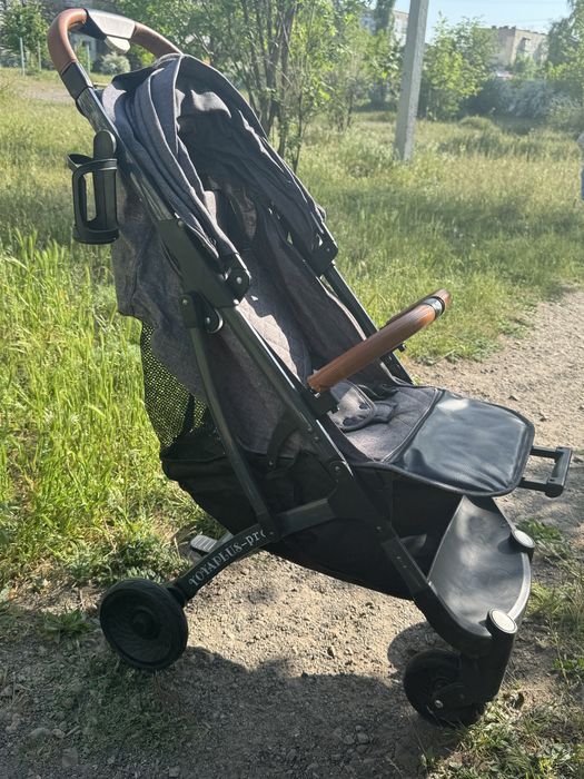 Продам коляску Yoya plus 2 pro
