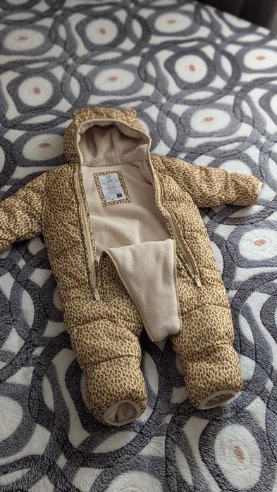 Зимовий комбінезон Gap 6-12 міс