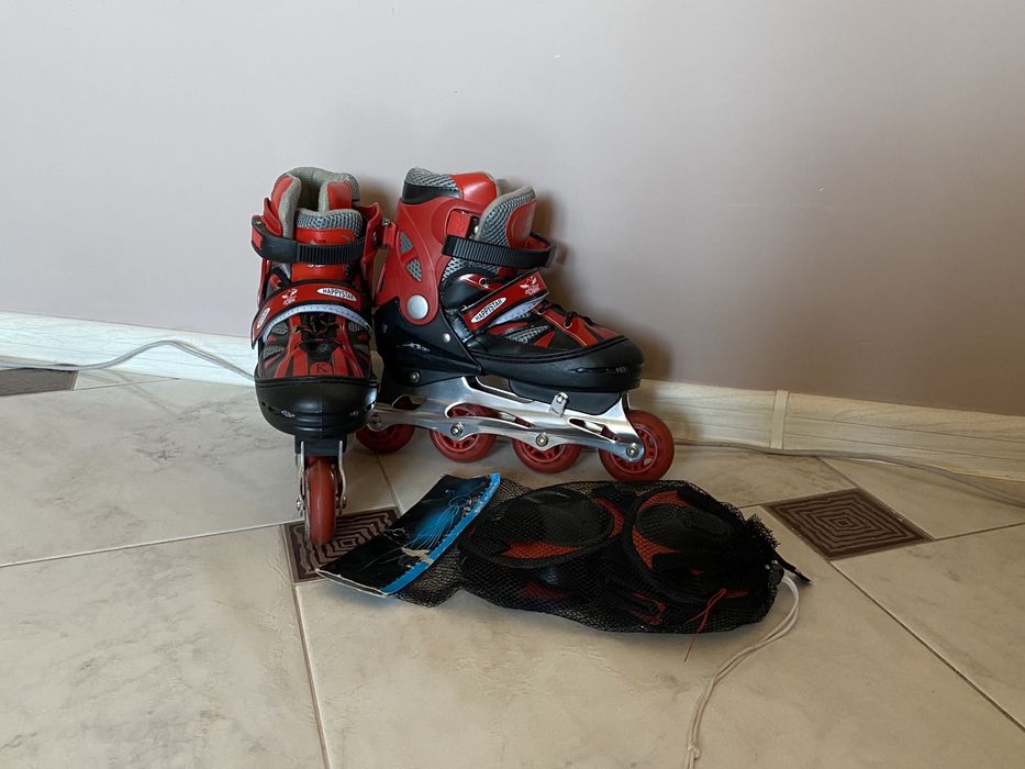 Продам роліки , по стельке 23-24 см , катались один раз :) як нові