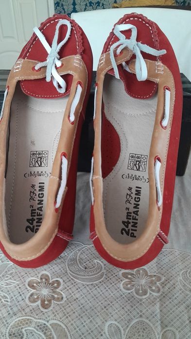 Продам мокасины новые кожаные