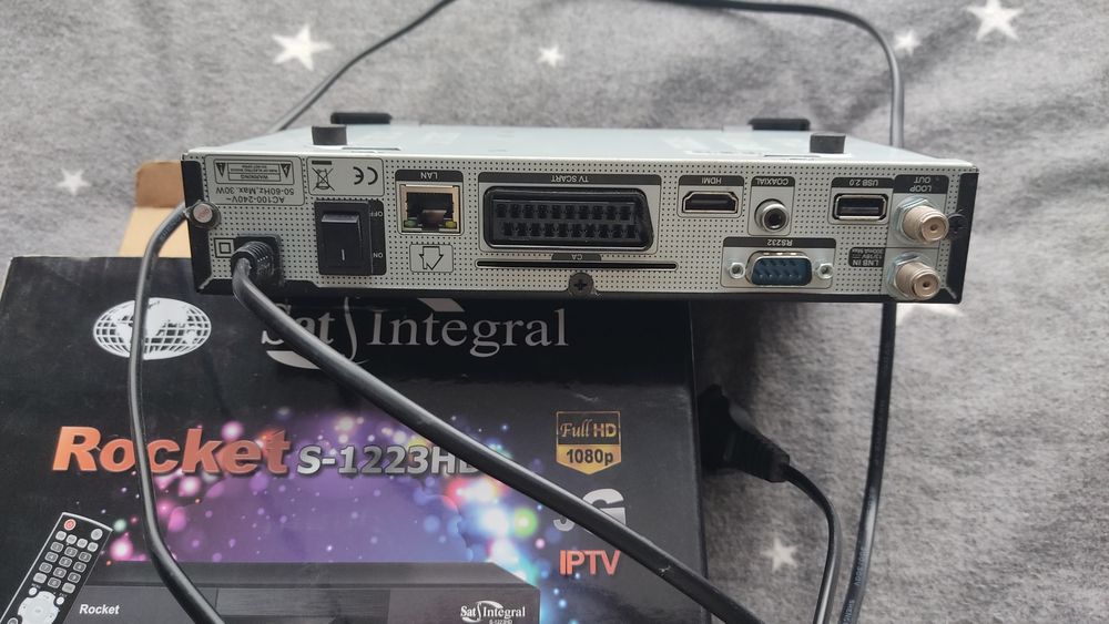 TV  Антенна Тюнер Wi-Fi роутер TP-Link
Wi-Fi-роутер TP-LinkWi-Fi-роуте