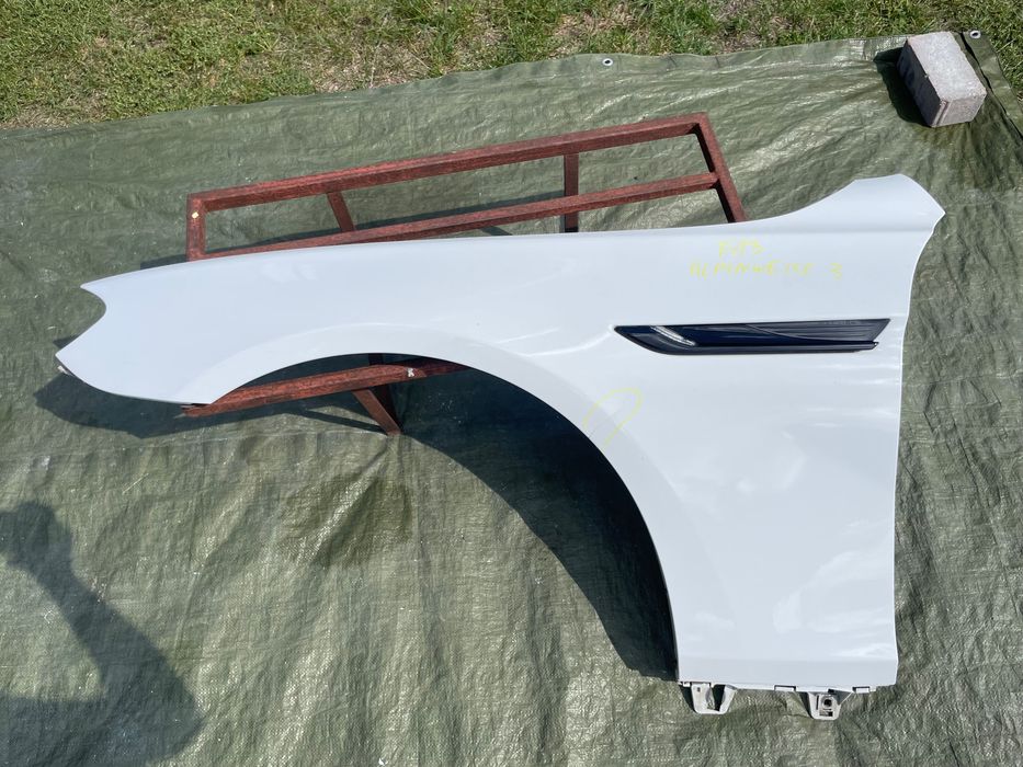 Błotnik lewy przód przedni BMW 6 F06 F12 F13 10-18 Alpinweiss 3 7212417