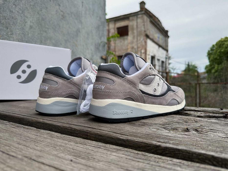 Мужские оригинальные кроссовки Saucony Shadow 6000 (3 цвета)