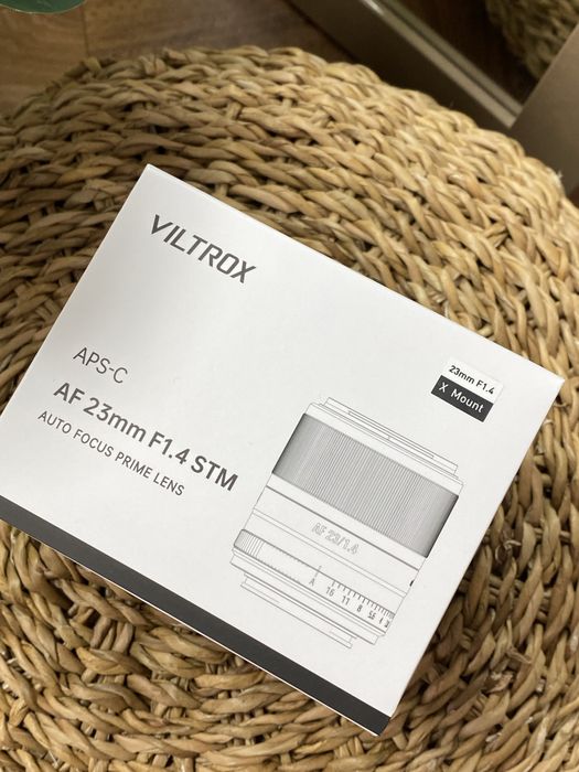 Новий об’єктив Viltrox 23mm F1.4 for Fujifilm