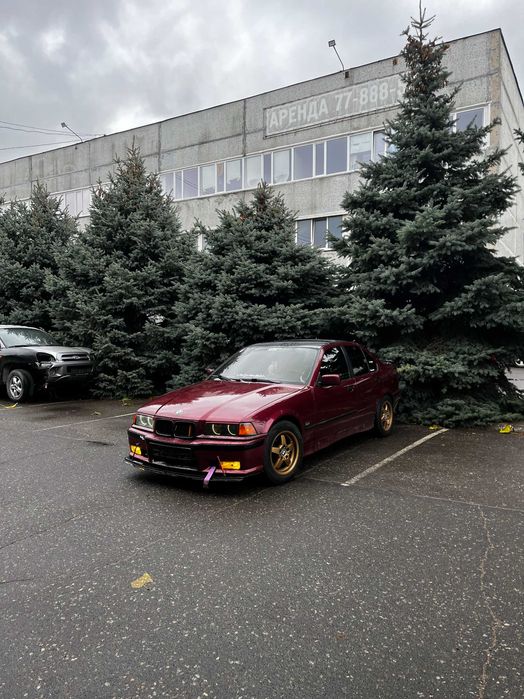 BMW E36, I318.