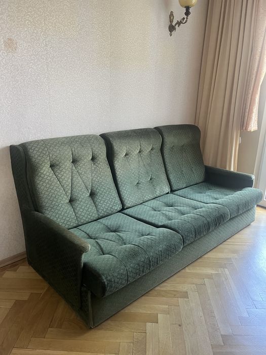 Zielona ladna kanapa