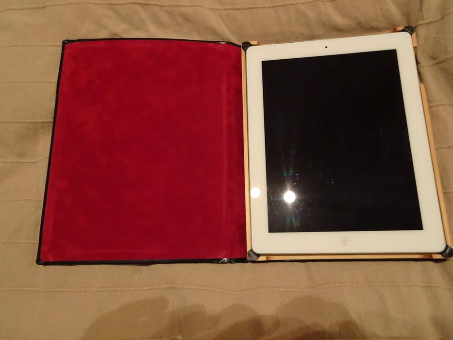 etui IPad 4,3,2 okładka drewniana ramka + okladka czarna