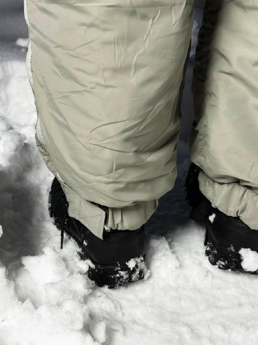 LEVEL 7 Gen 3 British сірого кольору