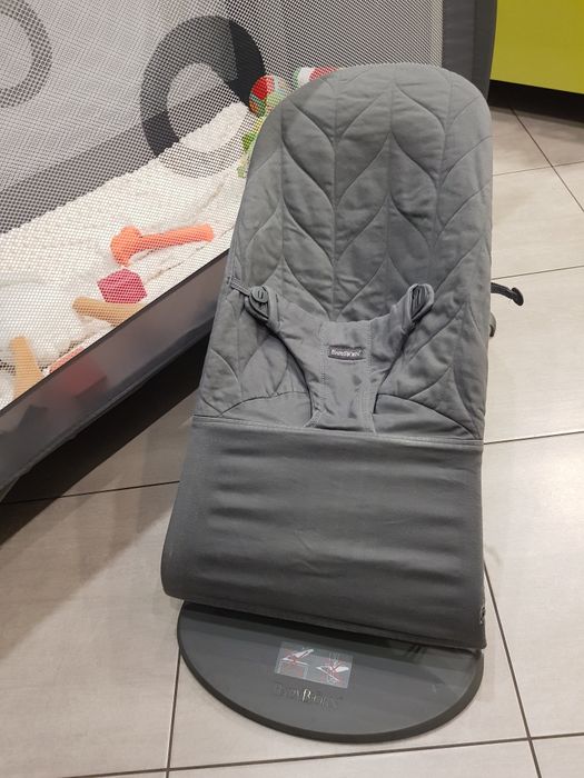 Leżaczek bujaczek Babybjorn Bliss