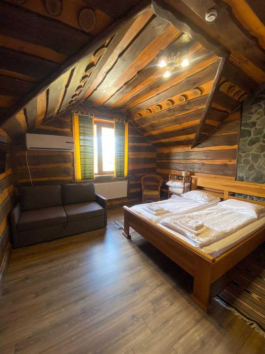 Будинок подобово для святкувань на 10 осіб  з сауною, 5км до Львова