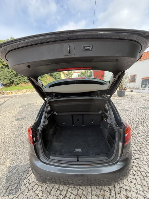 BMW 216 Active Tourer — fotografia 4