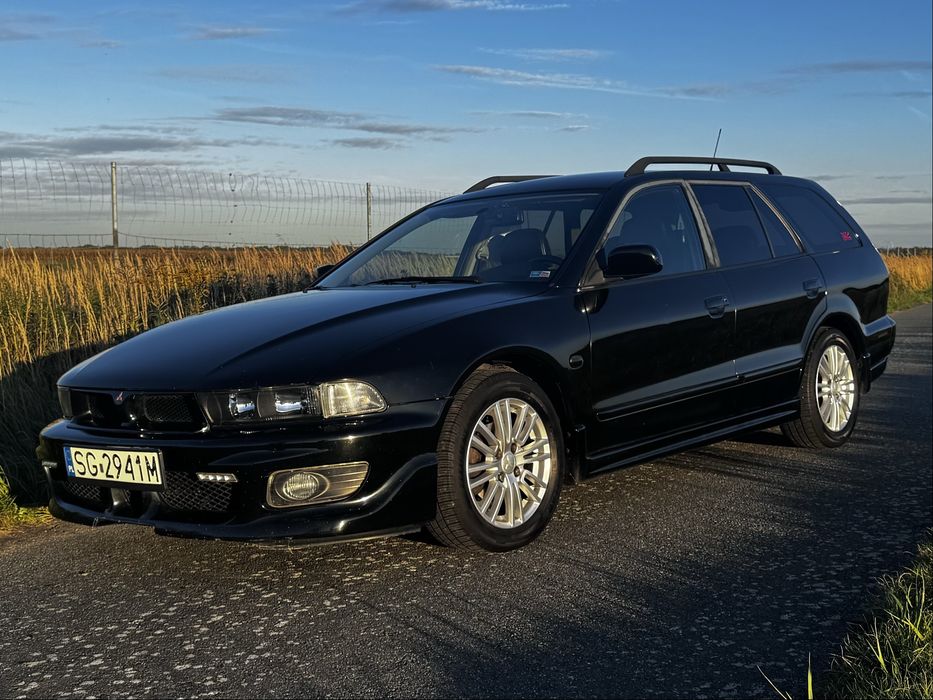 Mitsubishi Galant
