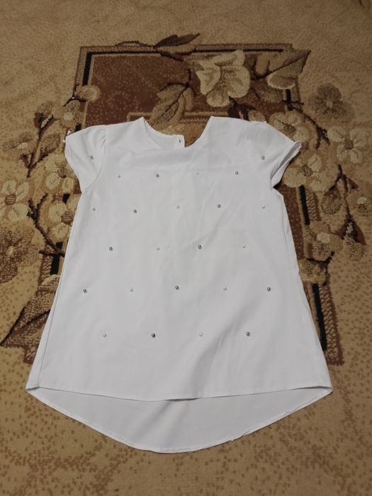 Літня блузка на короткий рукав