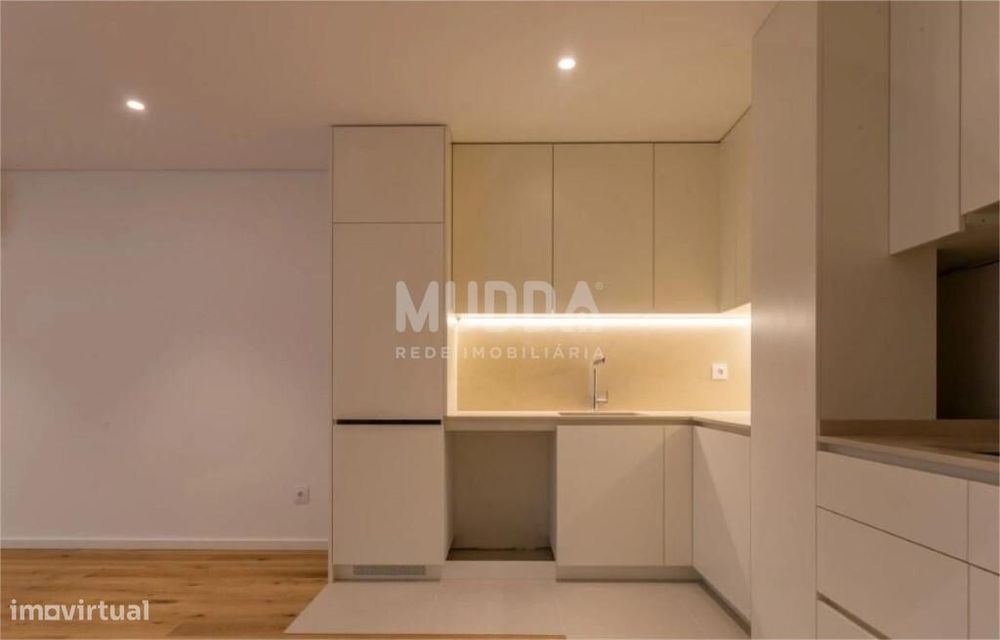 Apartamento T1 em Aveiro — Esgueira, Aveiro