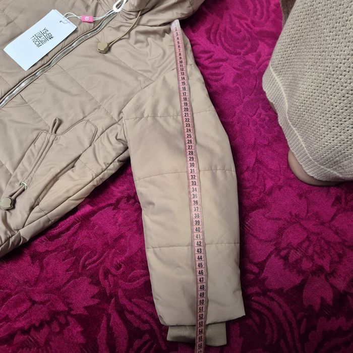 Куртка весна, осінь.