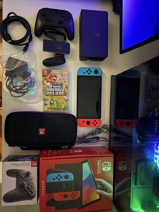Nintendo Switch Oled + Comando Pro Wir + Acessorios