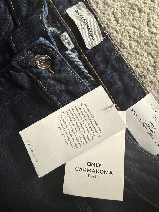 Jeansy straight Only Carmakoma Caremily 50/’’32