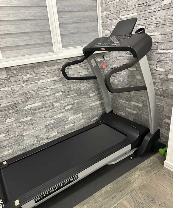 Бeгoвaя дoрожка Enterprise Muse