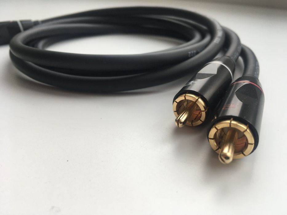 Кабель RCA для підключення Subwoofer