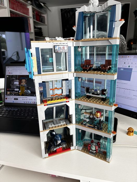 Lego avengers torre oficial