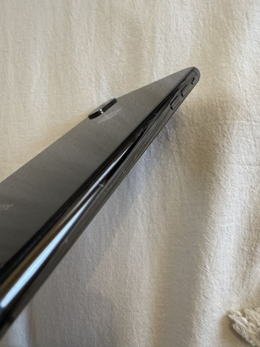 iPhone Xs 64Gb em bom estado