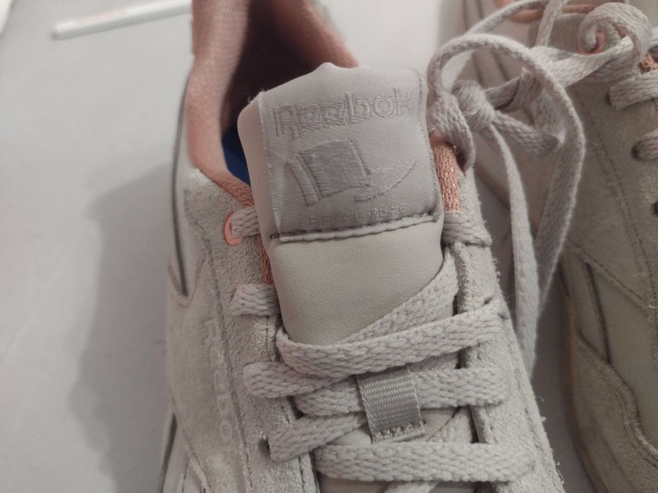 Buty marki Reebok BS 6353 classic . Rozmiar 40