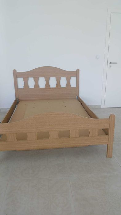 Cama em bom estado